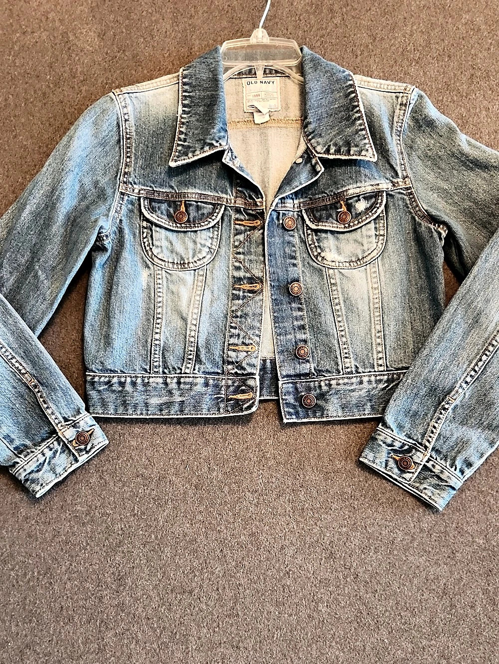 Old Navy Women's Cropped Denim Distressed Jean Jacket Size Medium